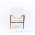 Ткань с твердым деревянным креслом